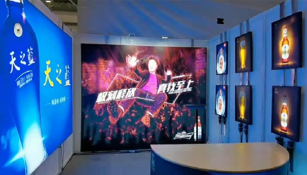 LED动感灯箱